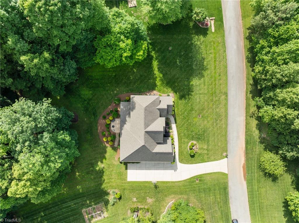 8441 Alice Player Drive, Oak Ridge, North Carolina image 47
