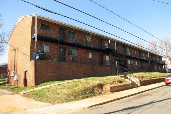 646 MULBERRY ST, WINSTON SALEM, NC 27101 - Image db56e7e6635e07ca5b69b82cf62f9bd6/533802146