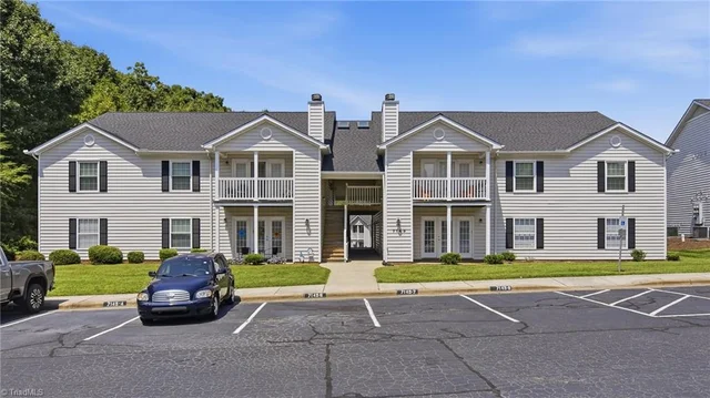 7149 W Friendly Avenue Unit D, photo 2 of 29