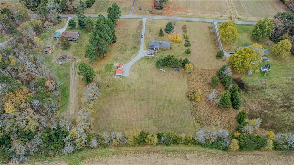 1753 Altamahaw Union Ridge Road, Burlington, North Carolina image 17