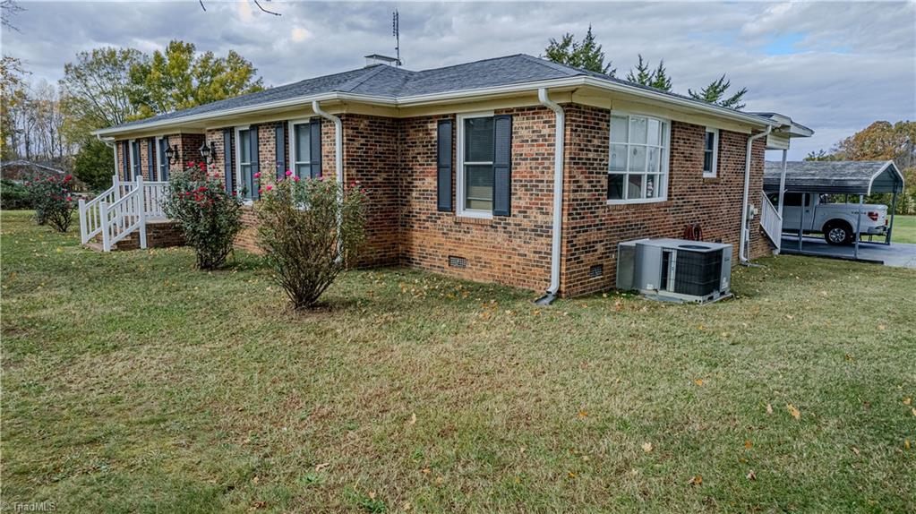 1753 Altamahaw Union Ridge Road, Burlington, North Carolina image 12