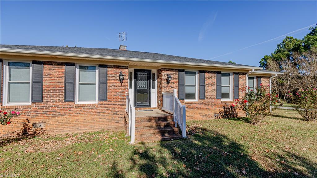 1753 Altamahaw Union Ridge Road, Burlington, North Carolina image 3