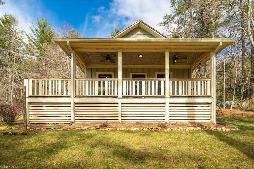Photo of 1333 Park Vista Road, West Jefferson, NC 28694 (MLS # 1213991)
