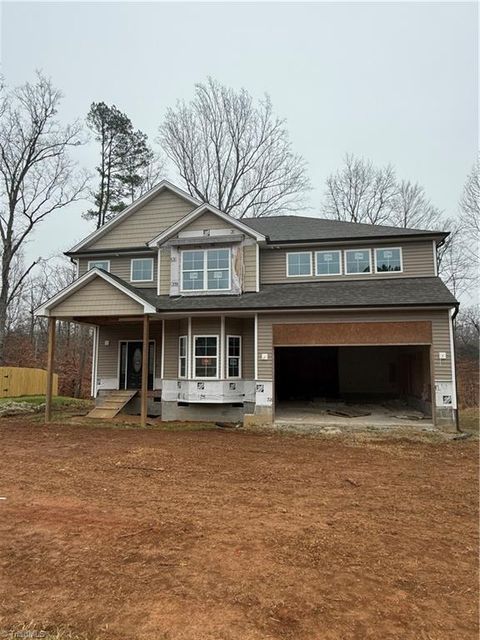 2674 Splitbrooke Drive High Point NC 27265