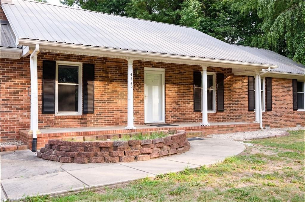 Photo of 4226 Gumtree Road, Winston-Salem, NC 27107 (MLS # 1224284)