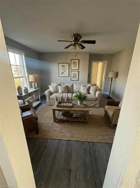 Homes For Rent - 406 Fisher Ferry Street<br/> Thomasville, NC 27360