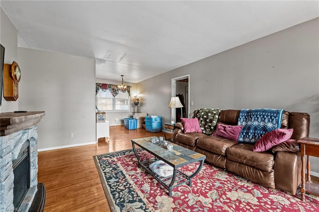 Photo of 2512 Westmoreland Drive, Greensboro, NC 27408 (MLS # 1209073)