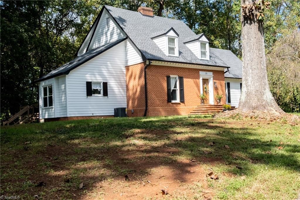 Photo of 169 Fred Bahnson Drive, Advance, NC 27006 (MLS # 1197432)