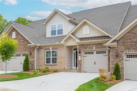 Townhouse in Winston Salem NC 202 Chariot Square.jpg