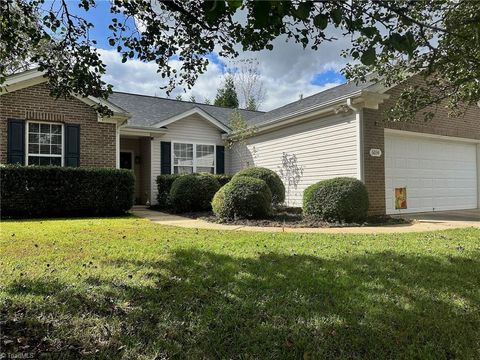Photo of 6034 Glen Way Drive, Winston-Salem, NC 27107 (MLS # 1198117)