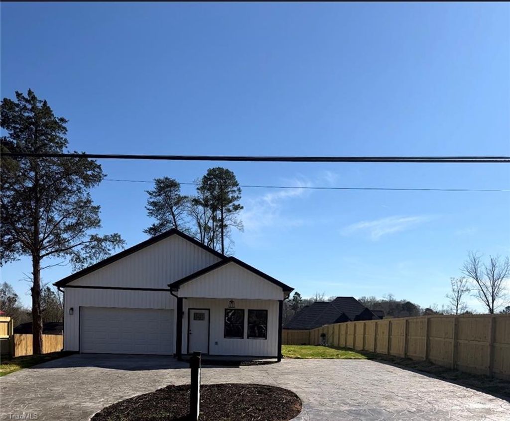 Photo of 5242 Shattalon Drive, Winston-Salem, NC 27106 (MLS # 1212862)