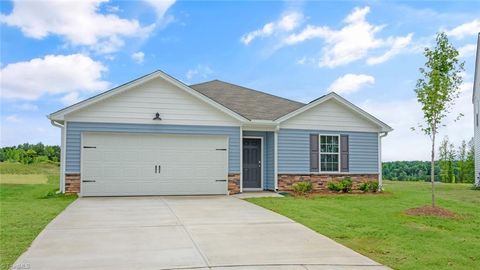 4588 Red Oak Drive Trinity NC 27370