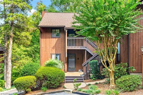 Condo For Sale - 128 Cedar Lake Trail<br/> Winston-Salem, NC 27104