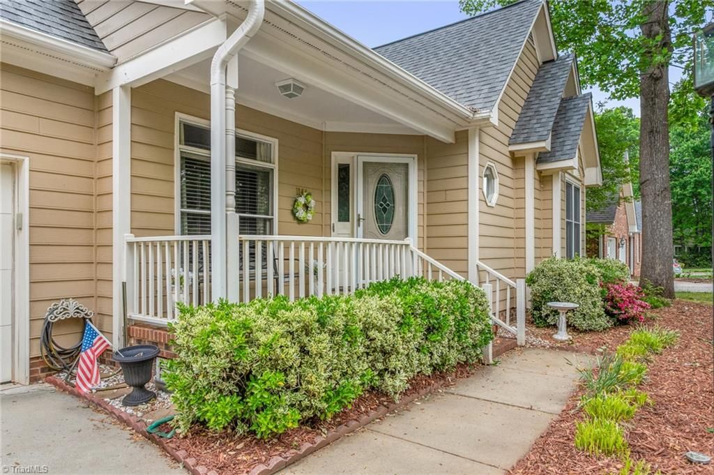 Photo of 1144 Newberry Drive, Mebane, NC 27302 (MLS # 1221736)