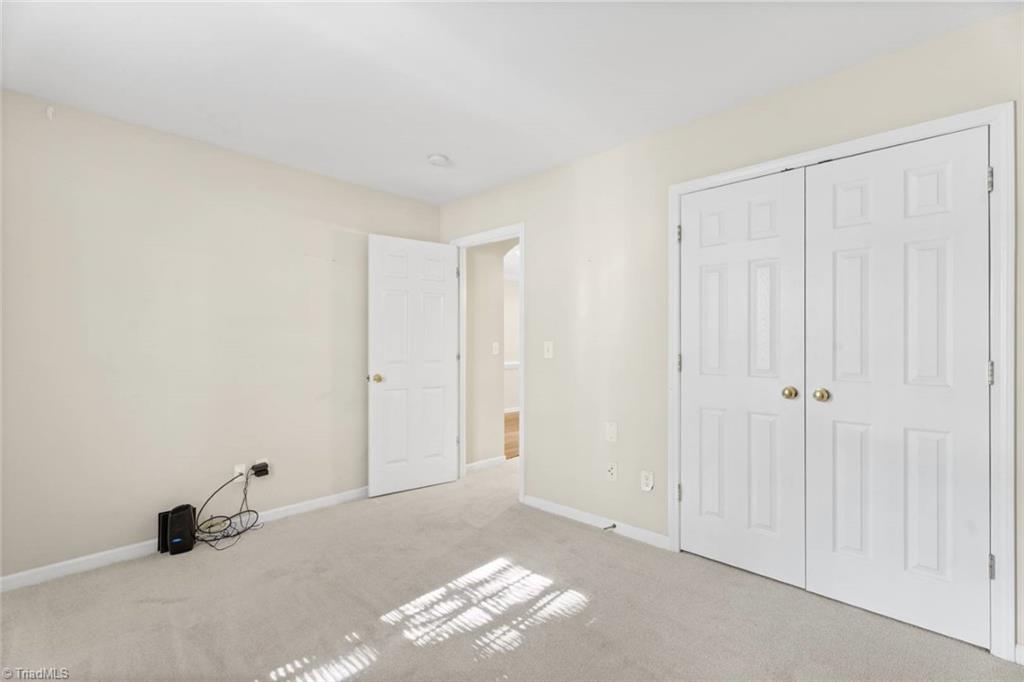 Winston-Salem, North Carolina 27107, United States, 3 Bedrooms Bedrooms, ,2 BathroomsBathrooms,Residential,Pending,144408