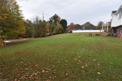 A home in Tobaccoville