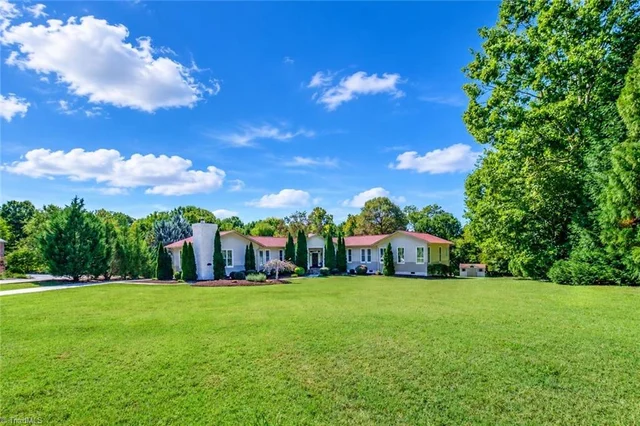 1703 River Knoll Court, photo 2 of 50