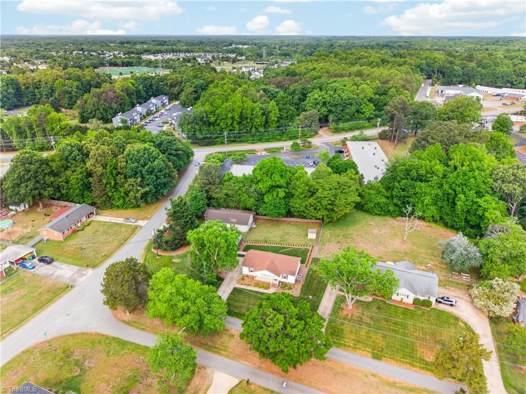 Photo of 3701 Mulberry Lane, High Point, NC 27262 (MLS # 1218570)