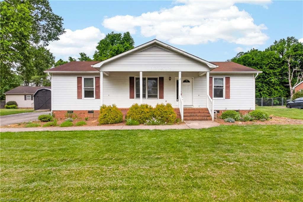 Photo of 3701 Mulberry Lane, High Point, NC 27262 (MLS # 1218570)