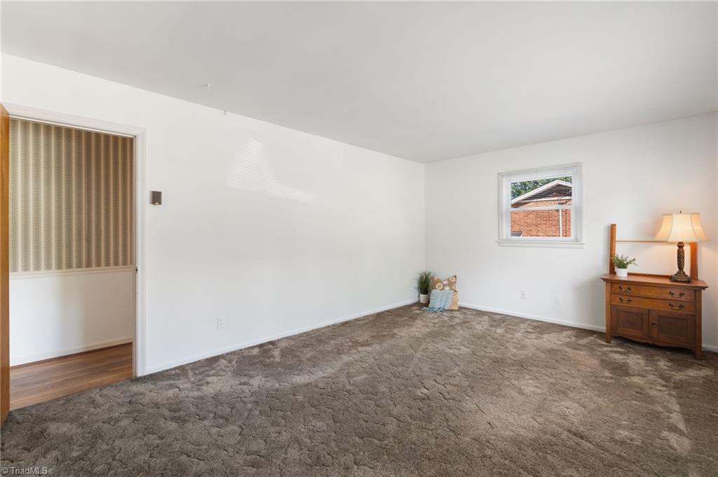 3712 Belhaven Drive, Greensboro, North Carolina image 4