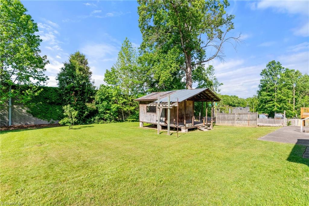 3712 Belhaven Drive, Greensboro, North Carolina image 23