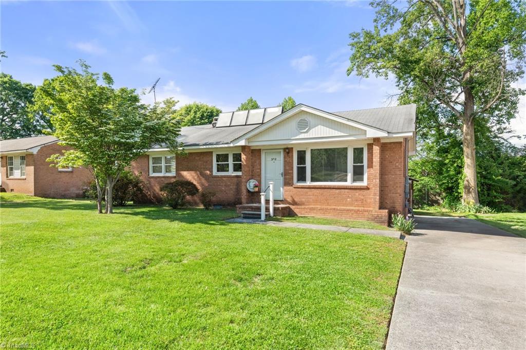 3712 Belhaven Drive, Greensboro, North Carolina image 1