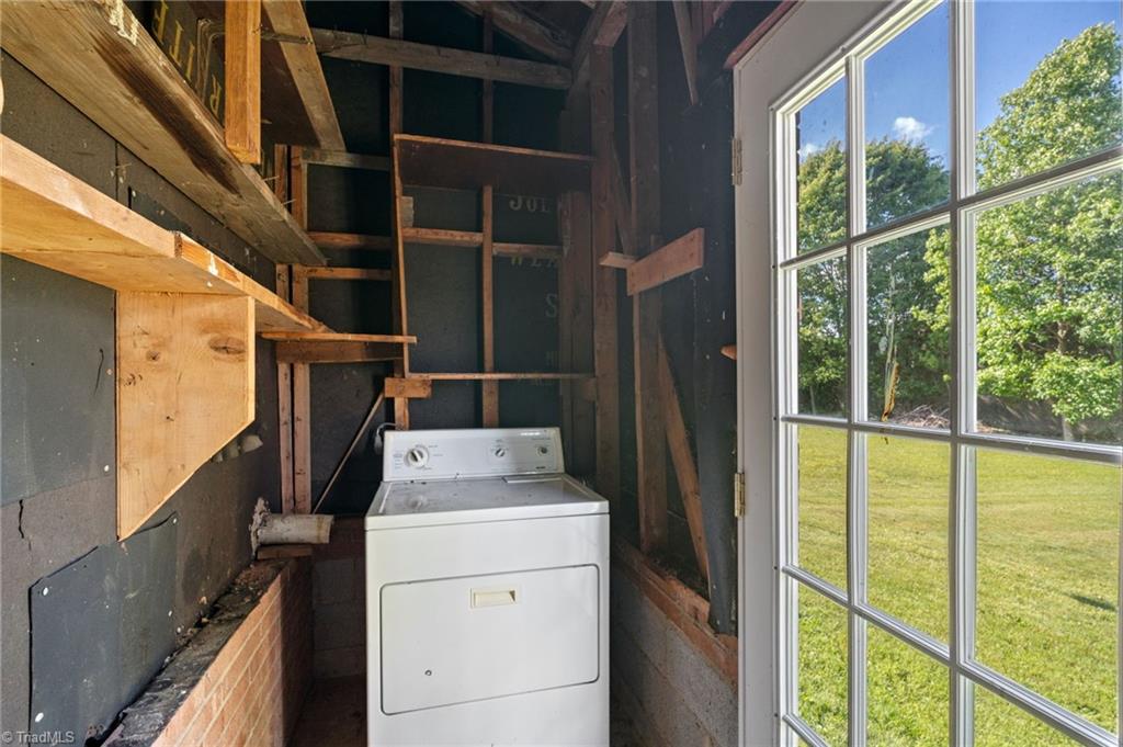 3712 Belhaven Drive, Greensboro, North Carolina image 22