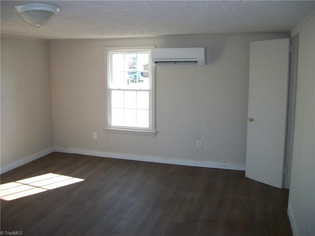 605-A & 605-B grove Street