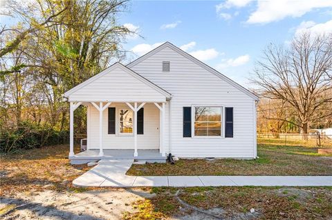 1020 Lakeside Avenue Burlington NC 27217