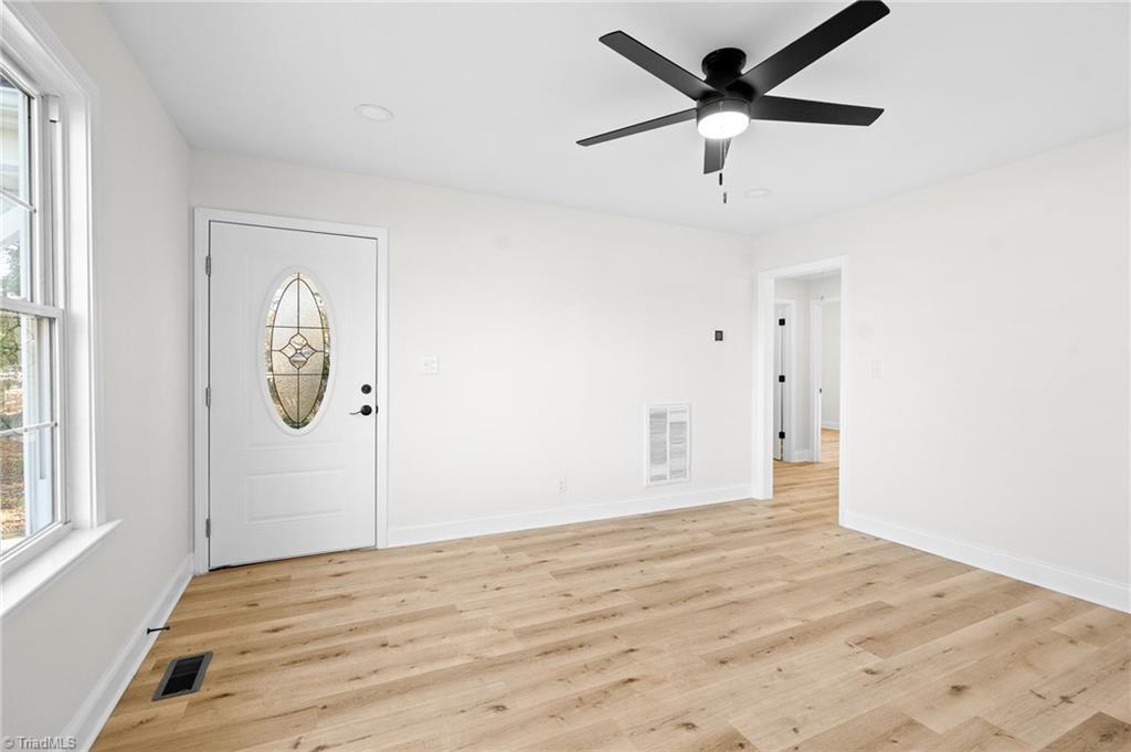 1020 Lakeside Avenue