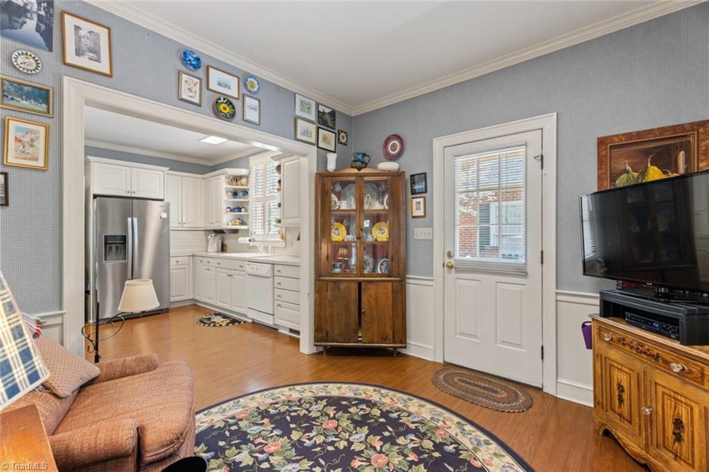 Winston-Salem, North Carolina 27104, United States, 3 Bedrooms Bedrooms, ,3 BathroomsBathrooms,Residential,Active,112109