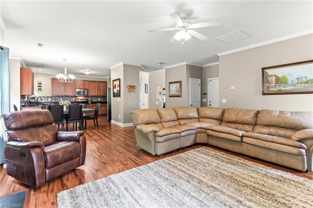 2018 Heron Pointe Drive, Whitsett, North Carolina image 20