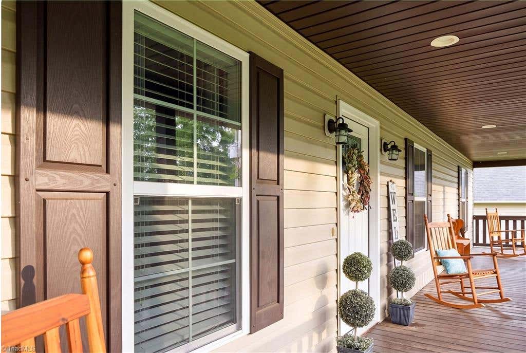 Photo of 133 Lake Drive 9 Dr, Lexington, NC 27292 (MLS # 1230519)