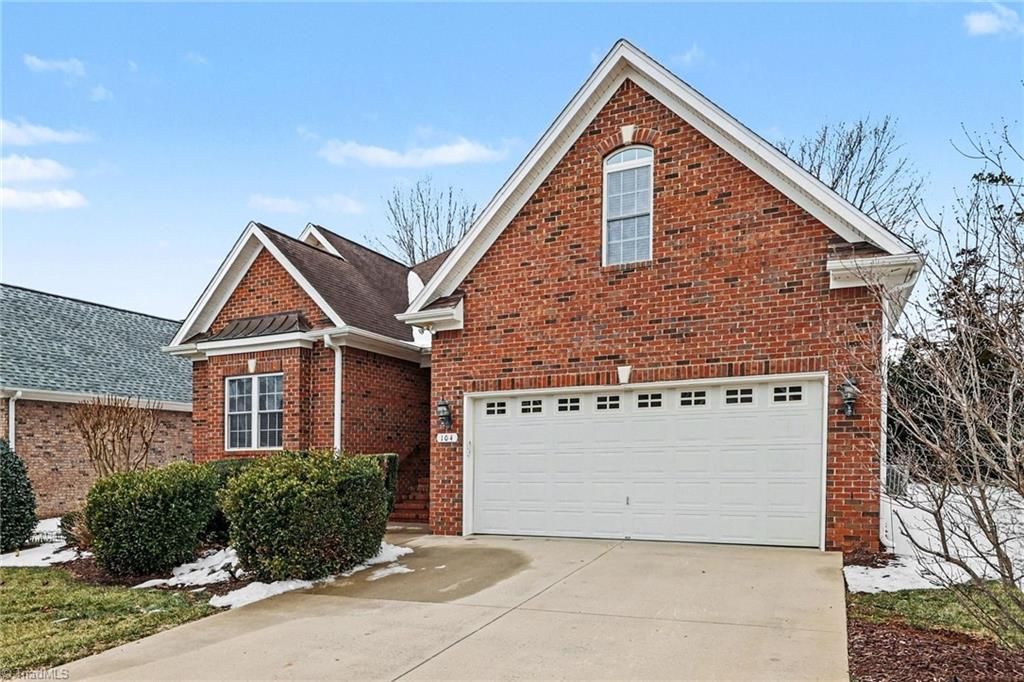 Photo of 104 Peppertree Drive, Mebane, NC 27302 (MLS # 1208253)