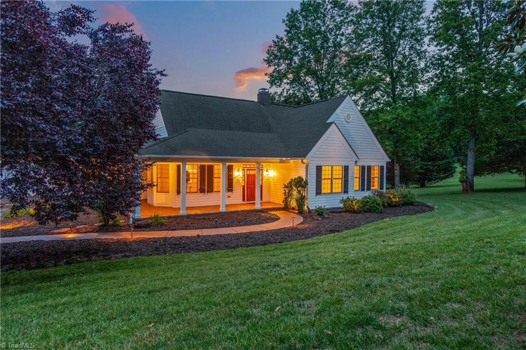 Photo of 7950 Haviland Court, Pfafftown, NC 27040 (MLS # 1220242)
