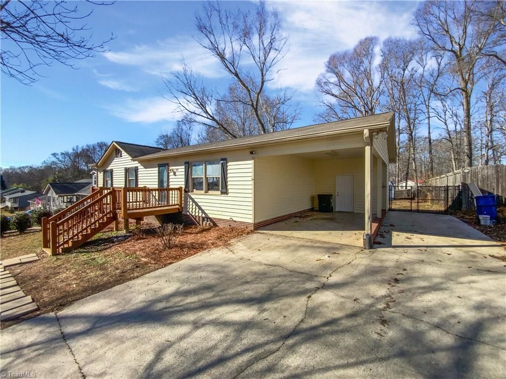 Photo of 147 Dove Meadows Drive, Archdale, NC 27263 (MLS # 1207658)