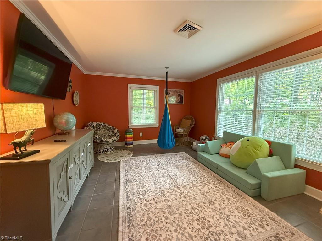 616 Burke Trail