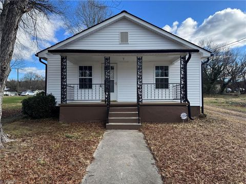 A home in Thomasville