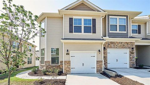Townhouse For Sale - 1568 Amberview Lane<br/> Kernersville, NC 27284