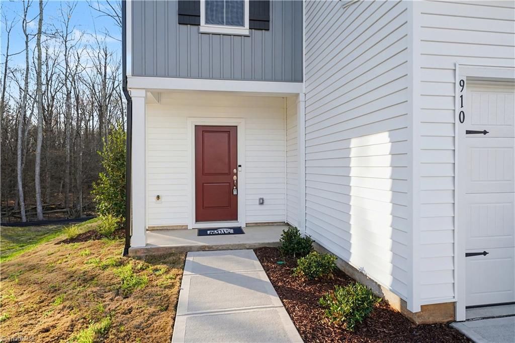 Photo of 910 Plum Creek Place, Greensboro, NC 27405 (MLS # 1212411)