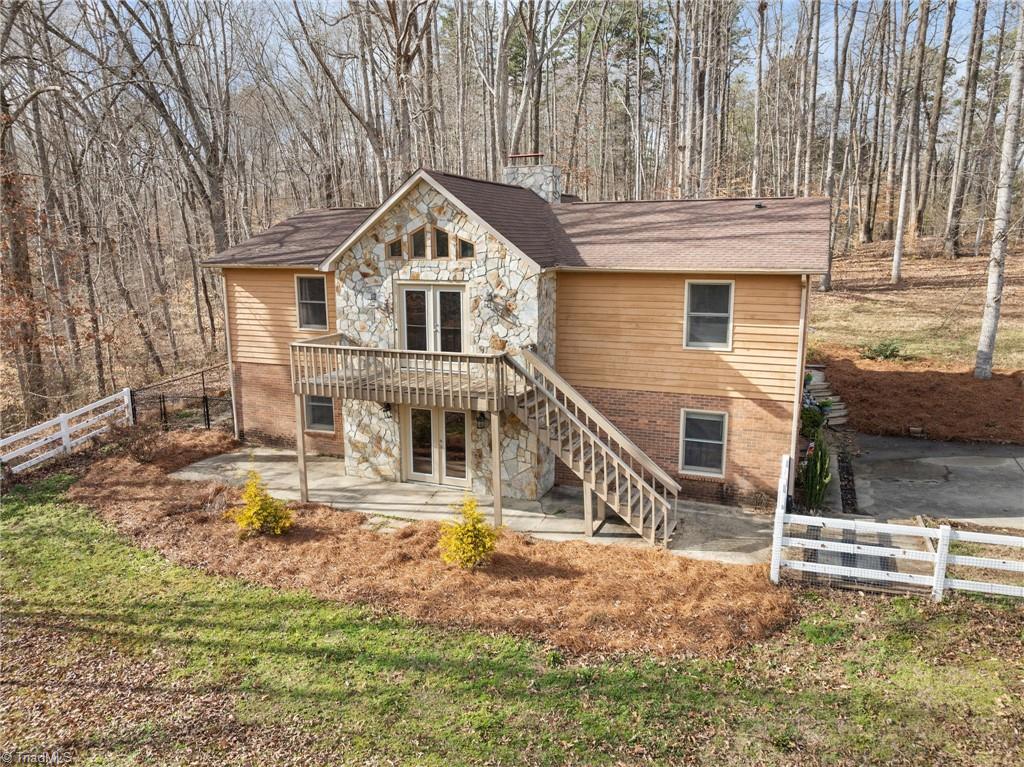 3987 Sundance Drive, Walnut Cove, North Carolina image 1