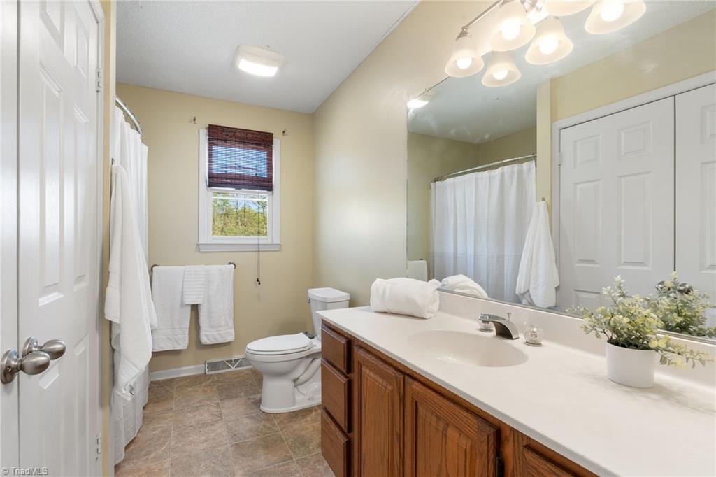 3987 Sundance Drive, Walnut Cove, North Carolina image 24