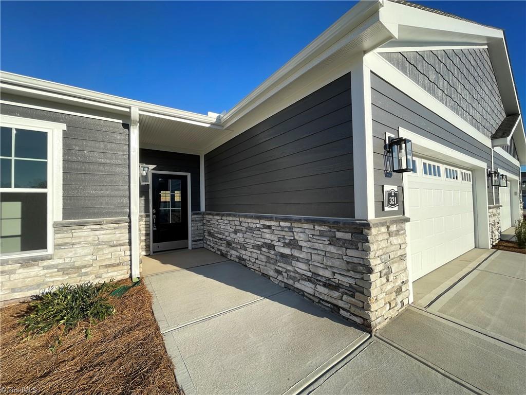 Photo 4 of 47 of 321 Mountain Maple Drive townhome