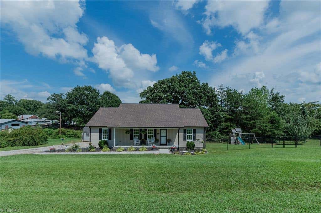 Photo of 185 Broadway Road, Lexington, NC 27295 (MLS # 1230180)