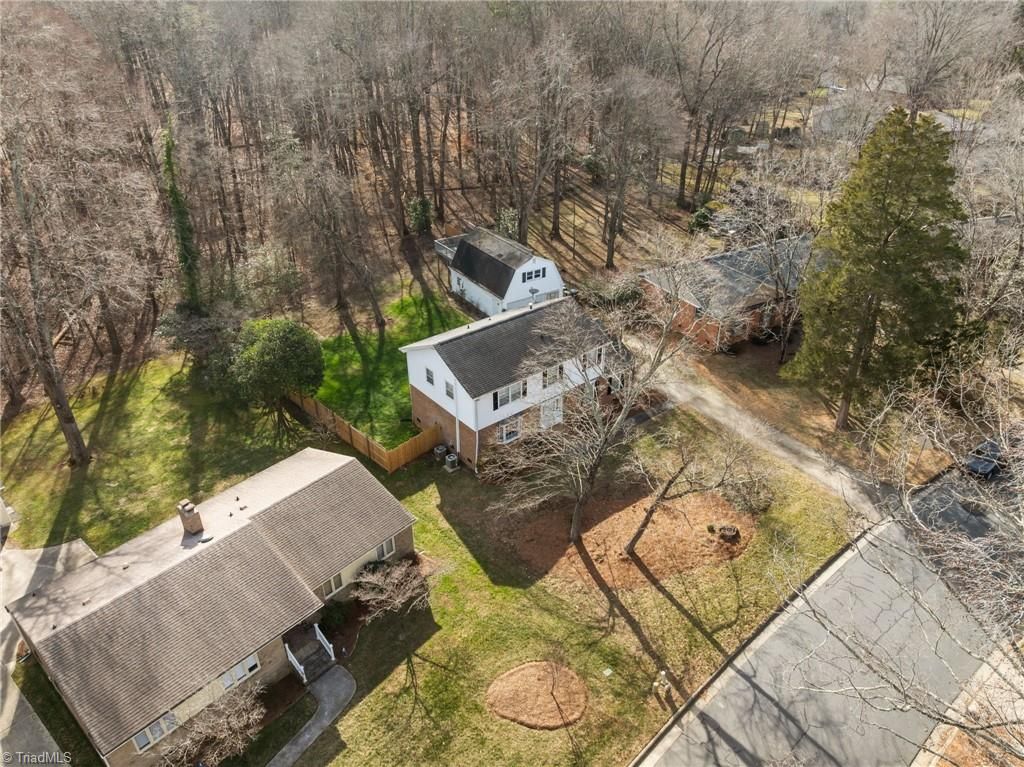 Photo of 3511 Cotswold Terrace, Greensboro, NC 27455 (MLS # 1208184)