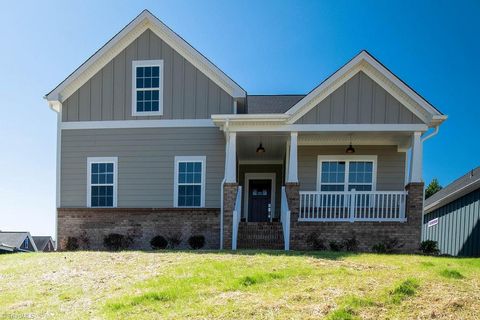 Homes For Sale - 2565 High Meadow Drive<br/> Randolph County, Asheboro, NC 27205