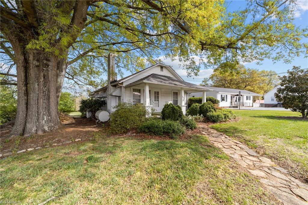 313 E King Street, King, North Carolina image 3