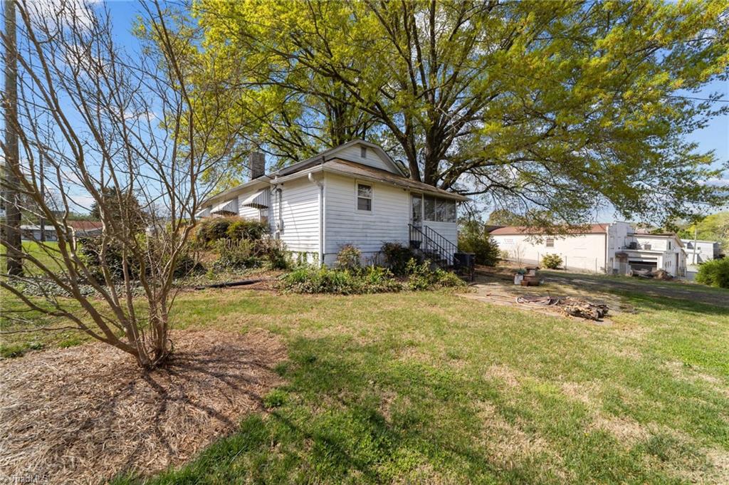 313 E King Street, King, North Carolina image 6