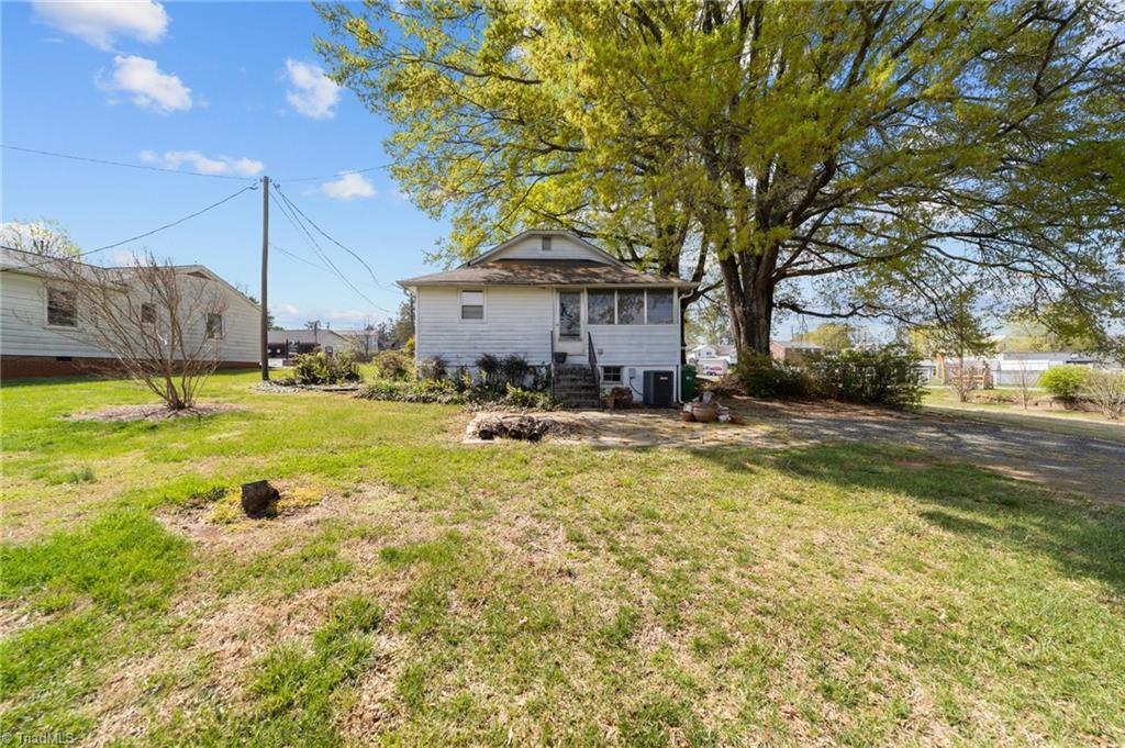 313 E King Street, King, North Carolina image 8