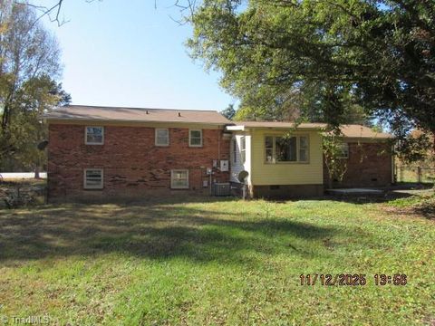 Vacant Land For Sale - 4150 Welcome Arcadia Road<br/> Lexington, NC 27295